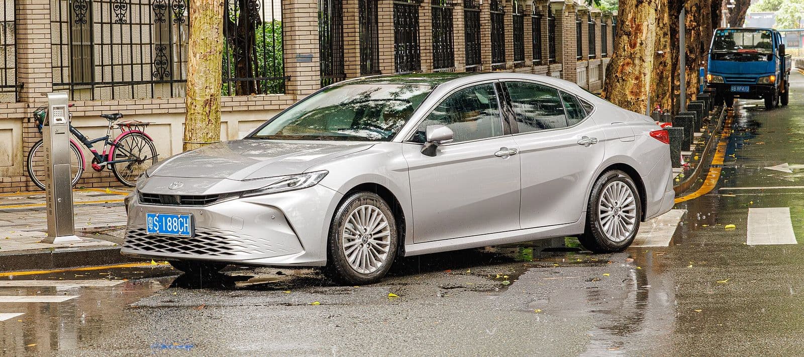 Silver Toyota Camry XV80 — current-generation used Camry for export